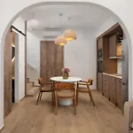 Villa Kivotos Black Horse Pefki