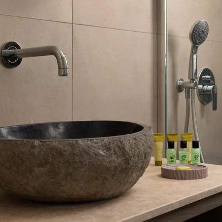 Kivotos Black Horse * Pefki