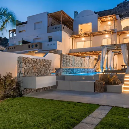 Kivotos Black Horse Villa Pefki