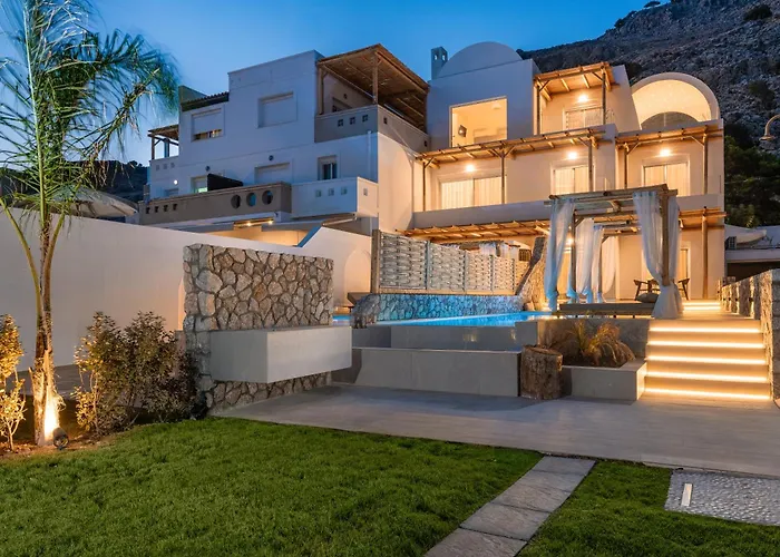 Kivotos Black Horse Villa Pefki